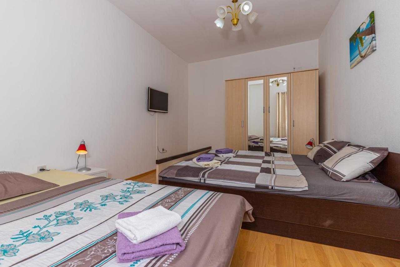 Apartmani Gabrijela Crikvenica Exterior foto