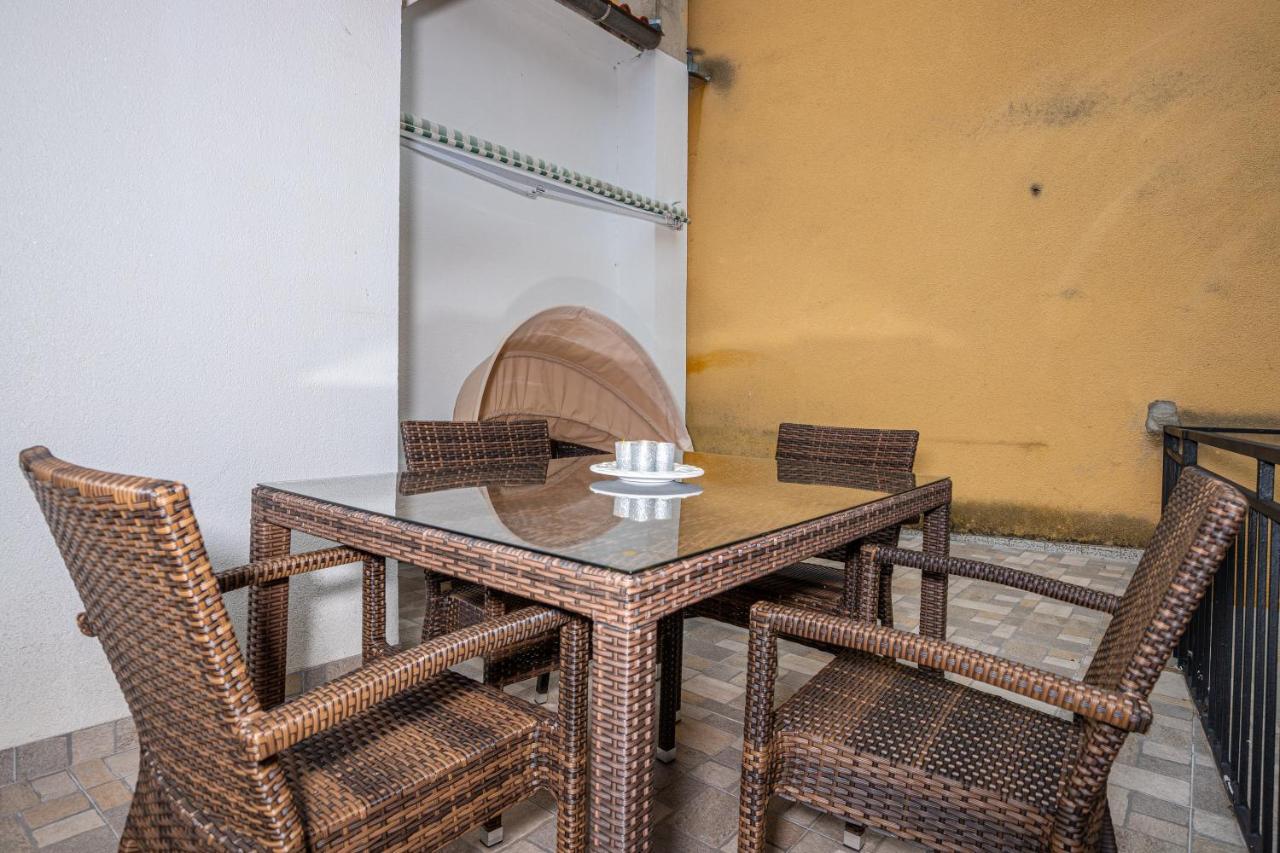 Apartmani Gabrijela Crikvenica Exterior foto